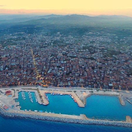 Climatizzato In Centro A 100M Dal Mare Villa Cirò Marina Kültér fotó